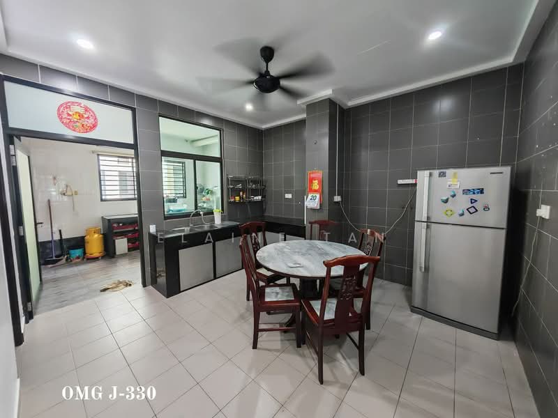 2-storey Terraced House for Rent in Bandar Bukit Raja (Klang) - Elaine Tan - Kitchen - PropertyGuru.com.my