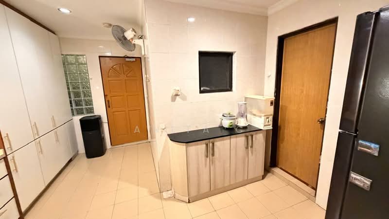 Rumah Teres 2 Tingkat untuk Dijual di SS18 (Subang Jaya) - Anita C - Kitchen - PropertyGuru.com.my