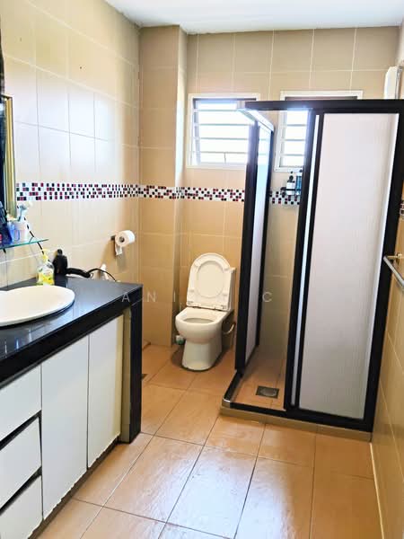 Rumah Teres 2 Tingkat untuk Dijual di SS18 (Subang Jaya) - Anita C - Bathroom - PropertyGuru.com.my