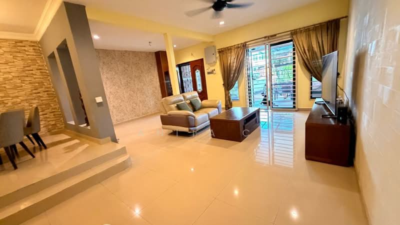 Rumah Teres 2 Tingkat untuk Dijual di SS18 (Subang Jaya) - Anita C - Living Room - PropertyGuru.com.my