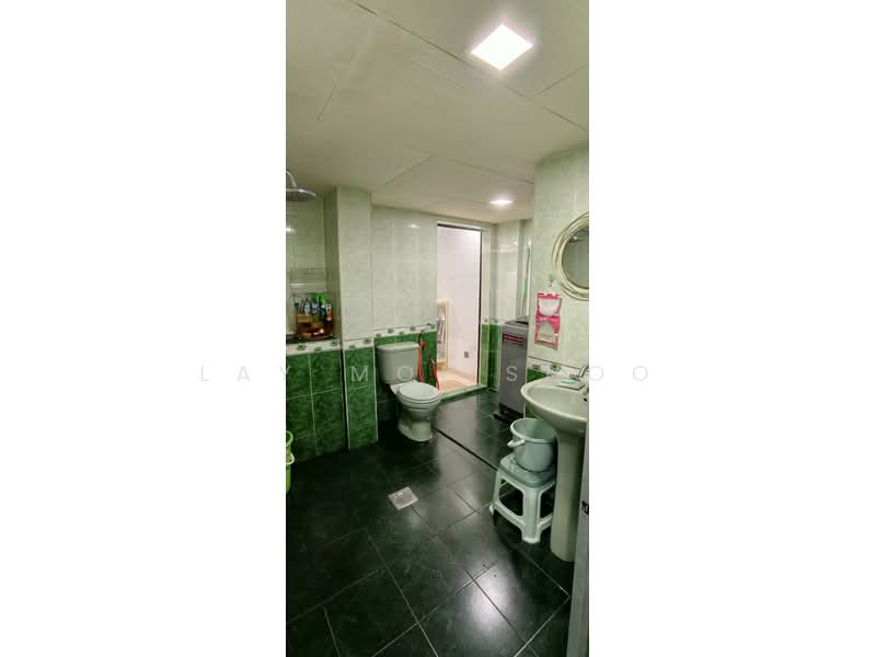 Flat for Sale at Apartment Fiona - Lay Moi Shoo - Bathroom - PropertyGuru.com.my
