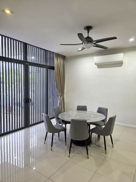 Rumah Teres 3 Tingkat untuk Dijual di Lake Fields (Sungai Besi) - Kew . - PropertyGuru.com.my