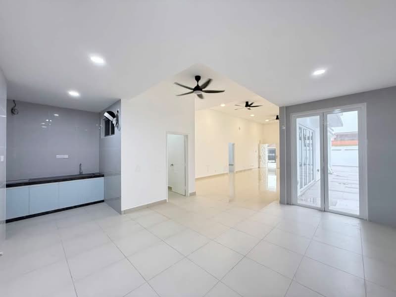 Semi-Detached House for Sale in Taman Ungku Tun Aminah (Skudai) - Ace Tan - Kitchen - PropertyGuru.com.my