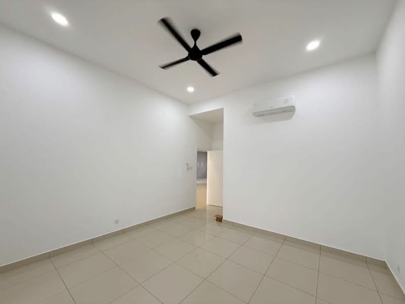 Semi-Detached House for Sale in Taman Ungku Tun Aminah (Skudai) - Ace Tan - Bedroom - PropertyGuru.com.my