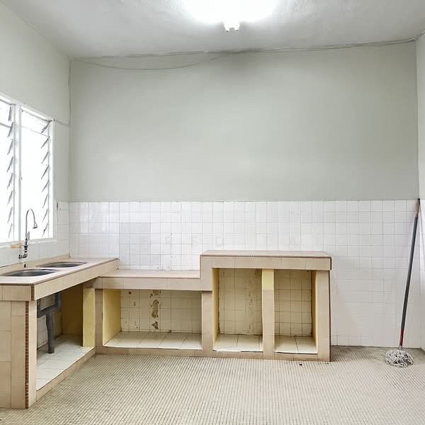 2-storey Terraced House for Rent in Taman Sri Rampai (Wangsa Maju) - Alfred Tan - Kitchen - PropertyGuru.com.my