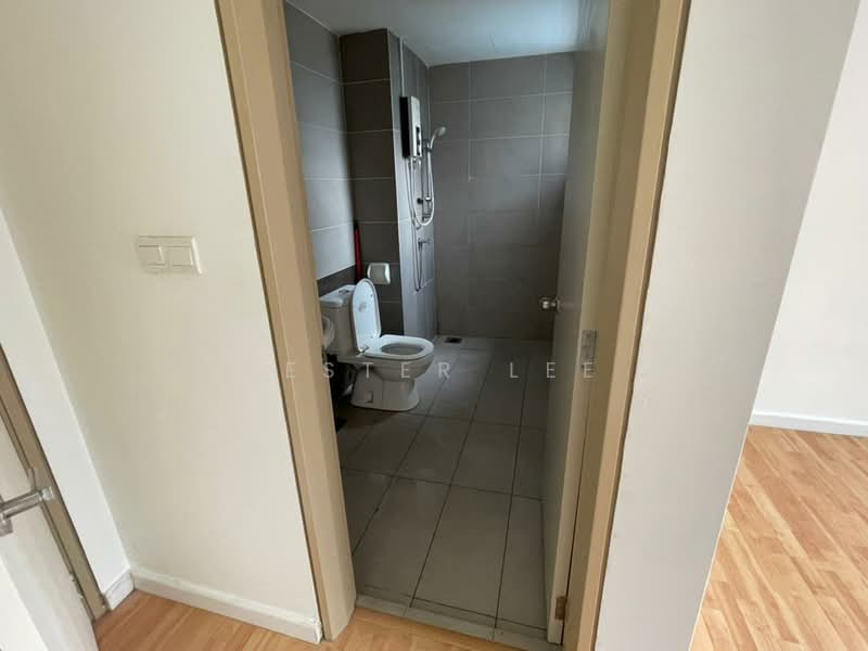 Service Residence for Sale at Suria Residence - Lester Lee - Bathroom - PropertyGuru.com.my