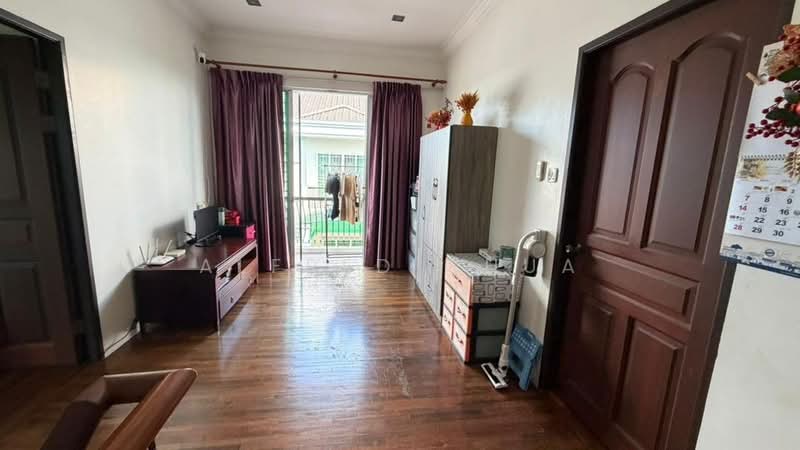 Semi-Detached House for Sale in Jalan Seladah (Kuching) - Alfred Chua - Living Room - PropertyGuru.com.my