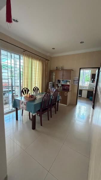Semi-Detached House for Sale in Jalan Seladah (Kuching) - Alfred Chua - Dining Room - PropertyGuru.com.my