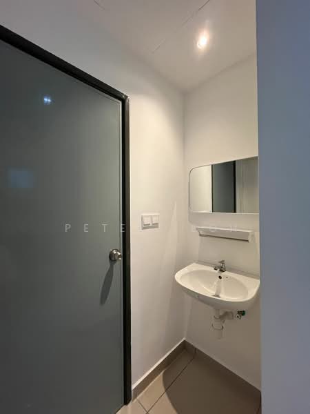 Servis Apartment untuk Dijual di Metropol - Peter Yeoh - Bathroom - PropertyGuru.com.my
