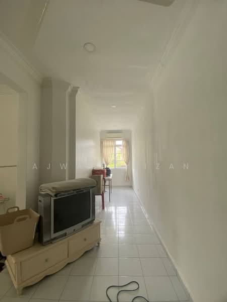 Semi-Detached House for Sale in Bandar Seri Putra (Bangi) - Ajwad Azizan - PropertyGuru.com.my