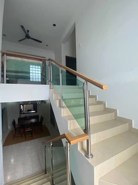 Semi-Detached House for Sale in Bandar Seri Putra (Bangi) - Ajwad Azizan - PropertyGuru.com.my