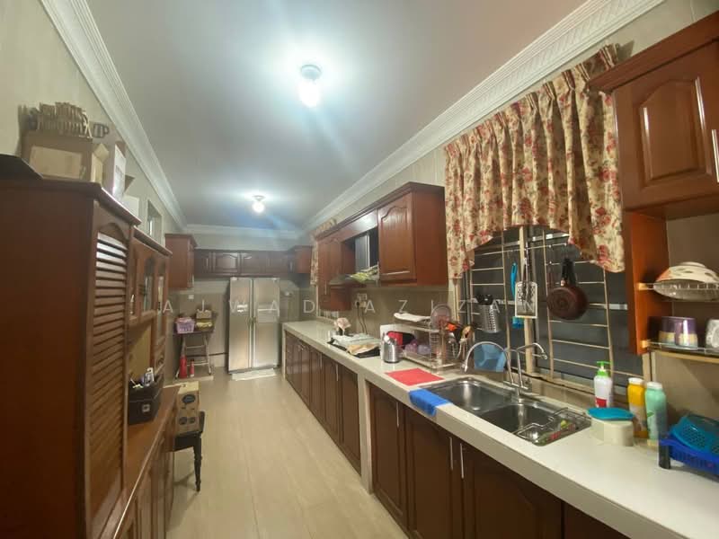 Semi-Detached House for Sale in Bandar Seri Putra (Bangi) - Ajwad Azizan - PropertyGuru.com.my