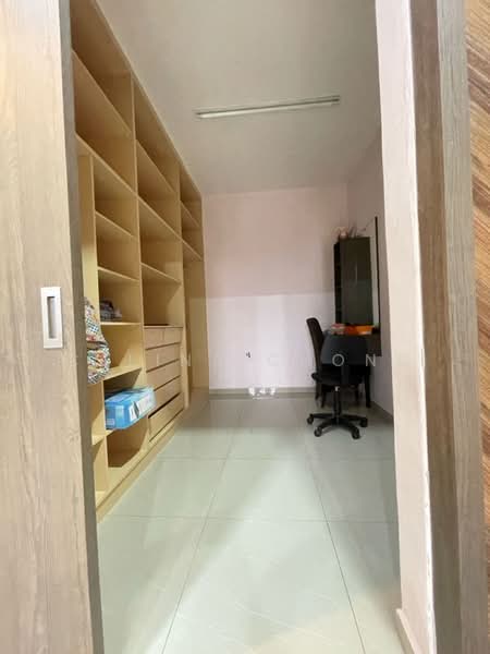 Rumah Teres 2 Tingkat untuk Dijual di Bandar Seri Alam (Masai) - Celina Chong - PropertyGuru.com.my