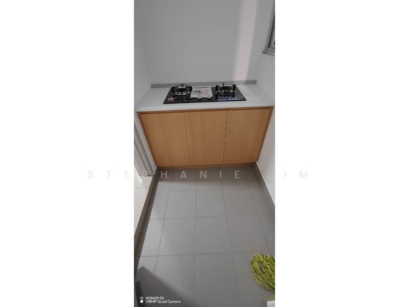 Servis Apartment untuk Disewa di Gaya Resort Homes - Stephanie Lim - Kitchen - PropertyGuru.com.my