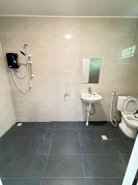2-storey Terraced House for Sale in Matang (Kuching) - Alfred Chua - Bathroom - PropertyGuru.com.my