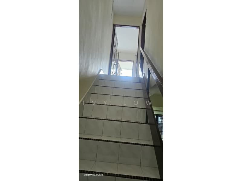 Rumah Teres 2 Tingkat untuk Disewa di Taman Desa Cemerlang (Ulu Tiram) - Ivy Low - Entrance - PropertyGuru.com.my