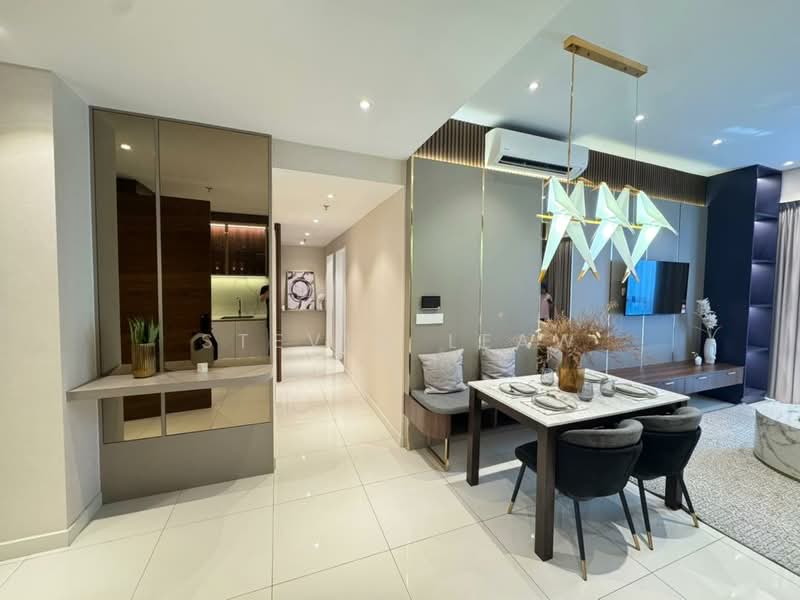Servis Apartment untuk Dijual di Golden Crown Residence - Steven Leaw - Living Room - PropertyGuru.com.my