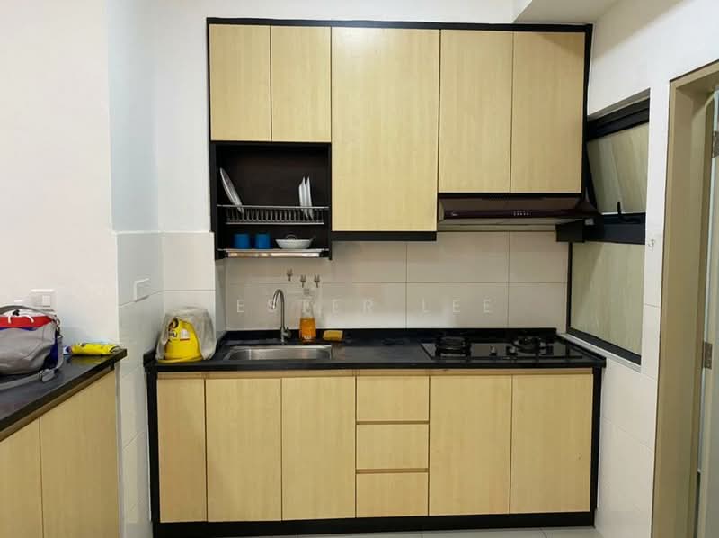 Servis Apartment untuk Dijual di Suria Residence - Lester Lee - Kitchen - PropertyGuru.com.my