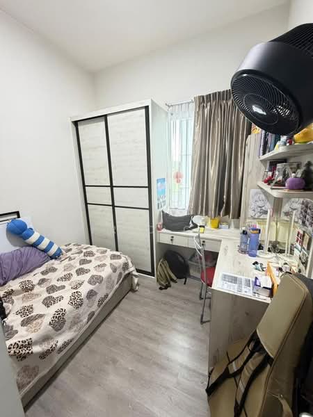 Apartment for Sale at Liberty Grove - Alfred Chua - Bedroom - PropertyGuru.com.my