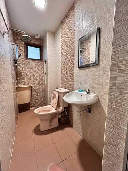 Condominium for Rent at Serina Bay - Peter Yeoh - Bathroom - PropertyGuru.com.my