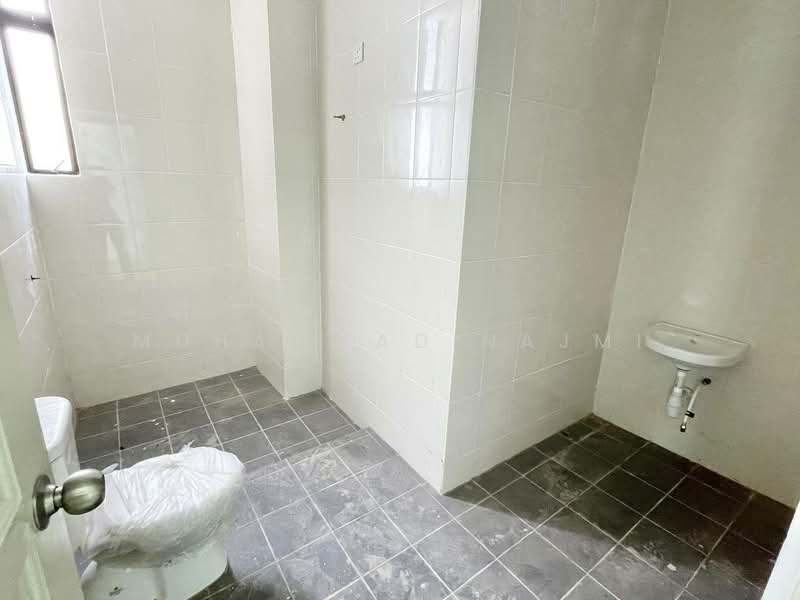 Rumah Banglo untuk Dijual di Dungun (Terengganu) - Muhammad Najmi - Bathroom - PropertyGuru.com.my