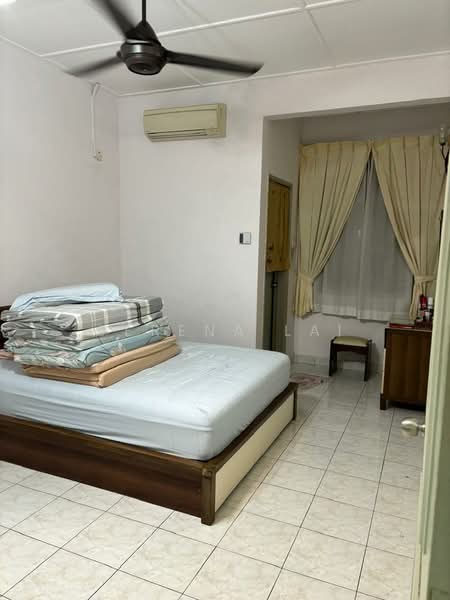 1.5-storey Terraced House for Rent in Taman Impian Emas (Skudai) - Serena Lai - Bedroom - PropertyGuru.com.my