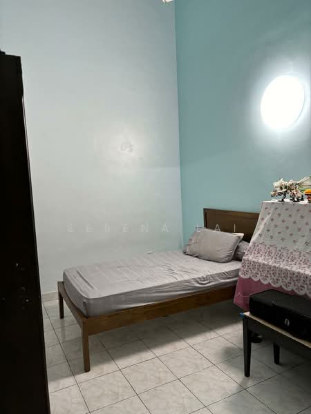 1.5-storey Terraced House for Rent in Taman Impian Emas (Skudai) - Serena Lai - Bedroom - PropertyGuru.com.my