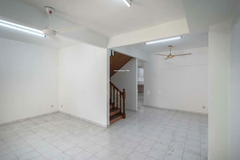 Rumah Teres 2 Tingkat untuk Dijual di Meru (Klang) - Jason Tan - Living Room - PropertyGuru.com.my