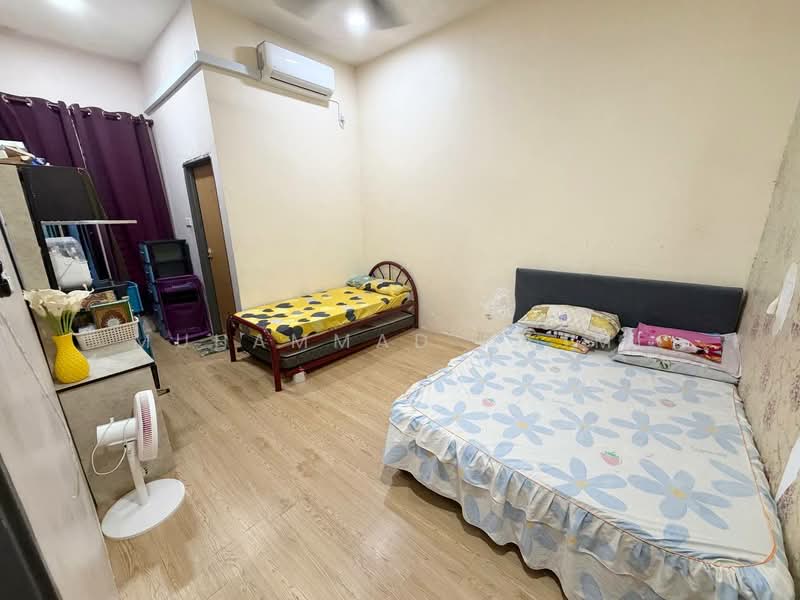 Semi-Detached House for Sale in Binjai (Terengganu) - Muhammad Najmi - Bedroom - PropertyGuru.com.my