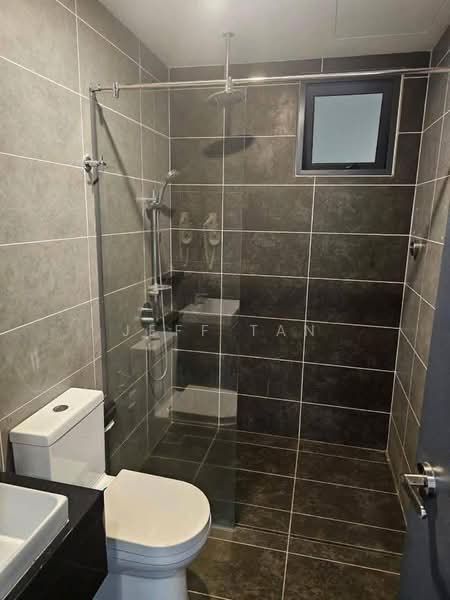 Kondominium untuk Disewa di Sunway Onsen Suites - Jeff Tan - Bathroom - PropertyGuru.com.my
