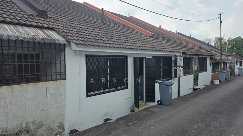 1-storey Terraced House for Sale in Taman Perling (Perling) - Carson . - Exterior - PropertyGuru.com.my