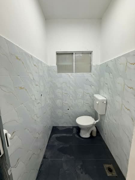 Terraced House for Sale in Kemaman (Terengganu) - Muhammad Najmi - Bathroom - PropertyGuru.com.my