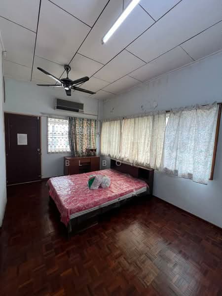 Rumah Berkembar untuk Dijual di Bukit Beruang (Bukit Baru) - BL Bong - PropertyGuru.com.my