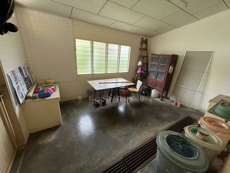 Rumah Berkembar untuk Dijual di Bukit Beruang (Bukit Baru) - BL Bong - PropertyGuru.com.my