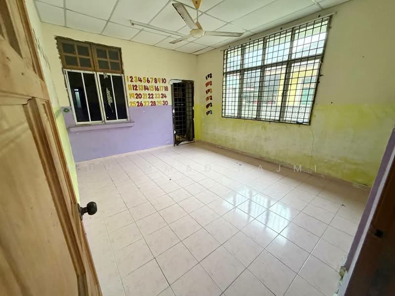 Semi-Detached House for Sale in Taman Murni Perdana (Kuala Paka) - Muhammad Najmi - Interior - PropertyGuru.com.my
