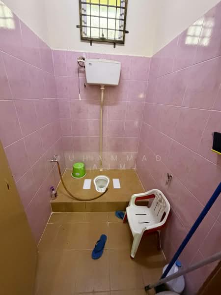 Semi-Detached House for Sale in Taman Murni Perdana (Kuala Paka) - Muhammad Najmi - Bathroom - PropertyGuru.com.my