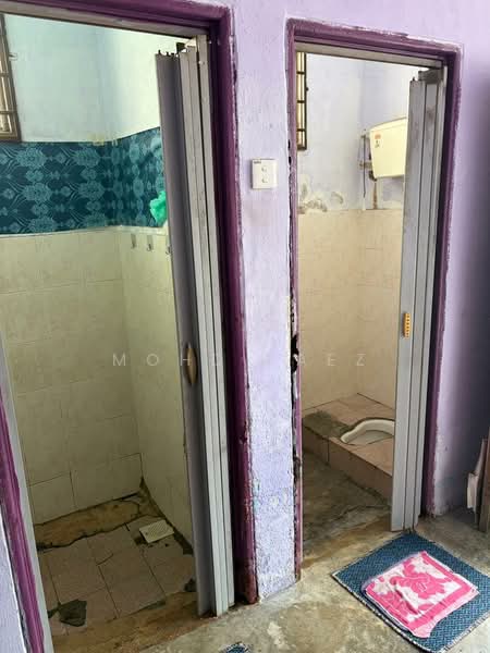Rumah Teres 1 Tingkat untuk Dijual di Taman Kota Jaya (Kota Tinggi) - Mohd Faez - Bathroom - PropertyGuru.com.my