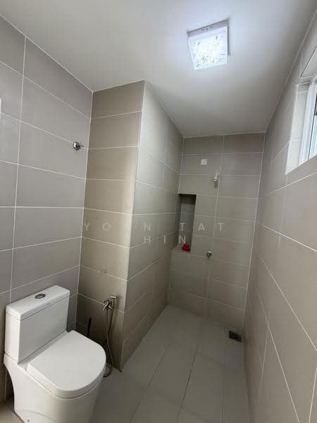 Rumah Teres untuk Dijual di Bandar Sri Sendayan (Negeri Sembilan) - Nick Chin - Bathroom - PropertyGuru.com.my