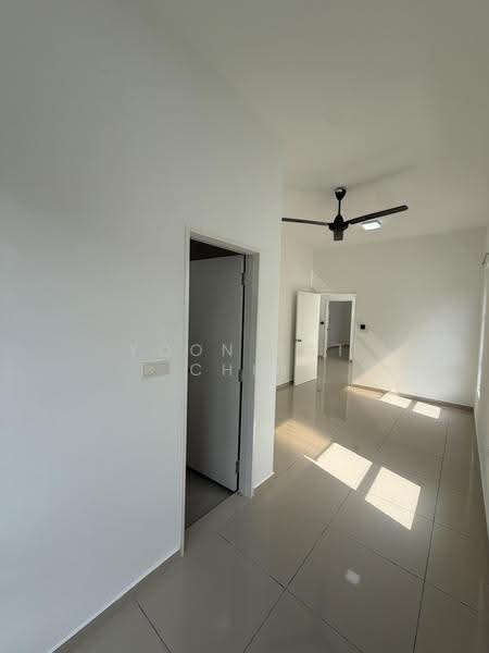 Rumah Teres untuk Dijual di Bandar Sri Sendayan (Negeri Sembilan) - Nick Chin - Interior - PropertyGuru.com.my