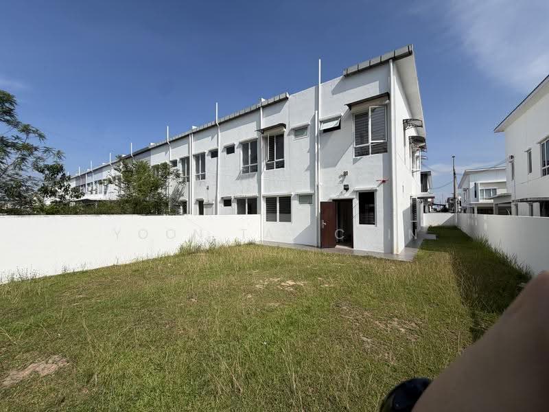 Rumah Teres untuk Dijual di Bandar Sri Sendayan (Negeri Sembilan) - Nick Chin - Exterior - PropertyGuru.com.my