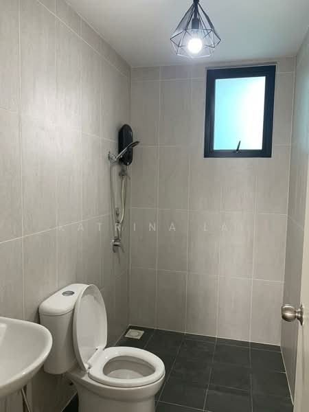 Servis Apartment untuk Disewa di MKH Boulevard II - Katrina Lai - Bathroom - PropertyGuru.com.my