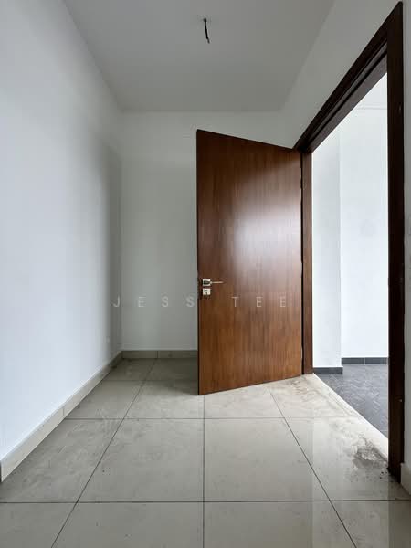 Rumah Berkembar untuk Dijual di Setia Alam (Selangor) - Jess Tee - Entrance - PropertyGuru.com.my