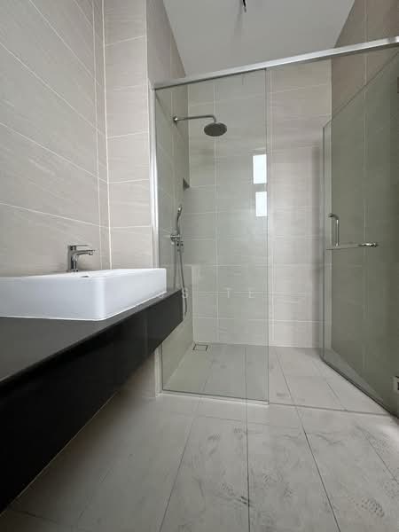 Rumah Berkembar untuk Dijual di Setia Alam (Selangor) - Jess Tee - Bathroom - PropertyGuru.com.my