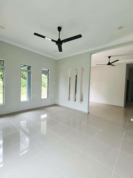 Rumah Banglo untuk Dijual di Kampung Nyior (Kuala Paka) - Muhammad Najmi - Living Room - PropertyGuru.com.my