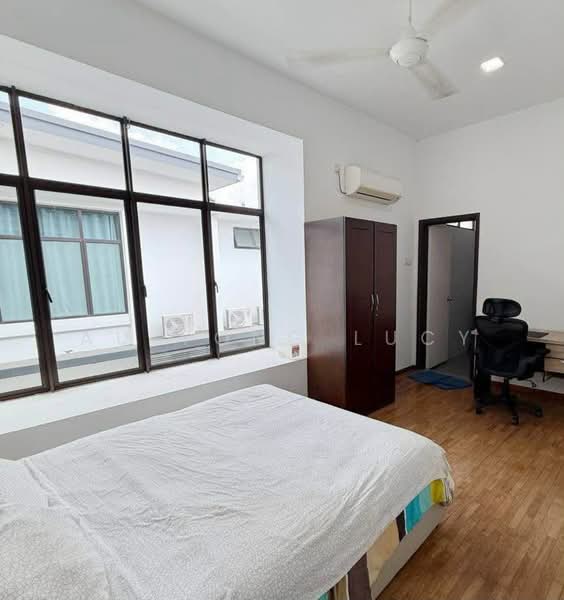 Rumah Kluster untuk Dijual di Taman Adda Heights (Tebrau) - Au Yong Lucy - Bedroom - PropertyGuru.com.my
