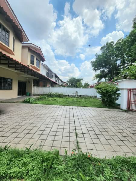 Rumah Banglo untuk Dijual di SS1 (Petaling Jaya) - Reena Sarif - Exterior - PropertyGuru.com.my