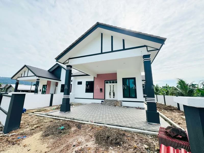 Semi-Detached House for Sale in Kampung Nyior (Kuala Paka) - Muhammad Najmi - Exterior - PropertyGuru.com.my