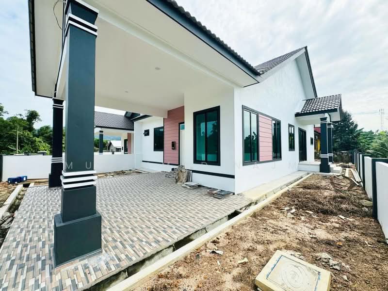 Semi-Detached House for Sale in Kampung Nyior (Kuala Paka) - Muhammad Najmi - Exterior - PropertyGuru.com.my