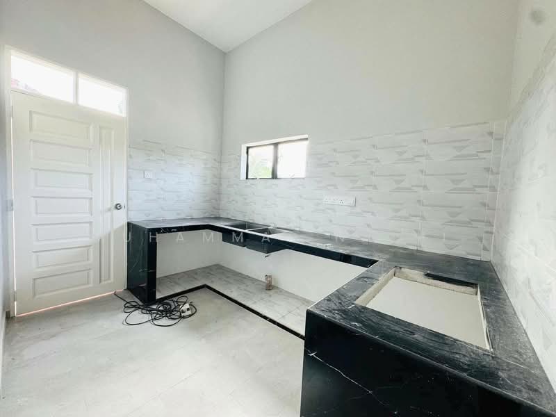 Semi-Detached House for Sale in Kampung Nyior (Kuala Paka) - Muhammad Najmi - Kitchen - PropertyGuru.com.my