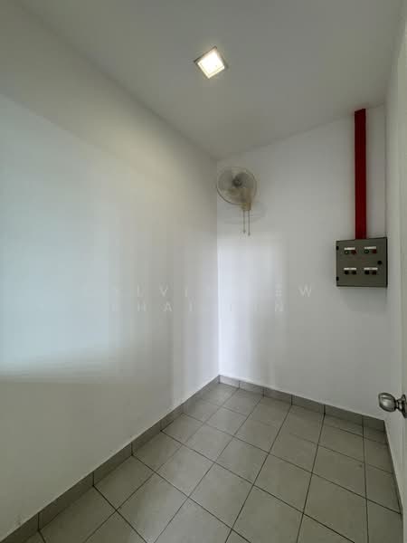 Kondominium untuk Dijual di Richmond @ Mont Kiara - Calvin Tew Khai Bin - Maids Room - PropertyGuru.com.my
